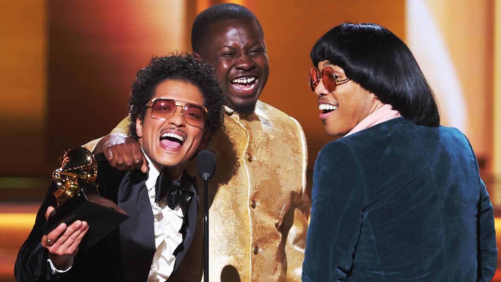 Grammys 2022 Bruno Mars e Anderson .Paak