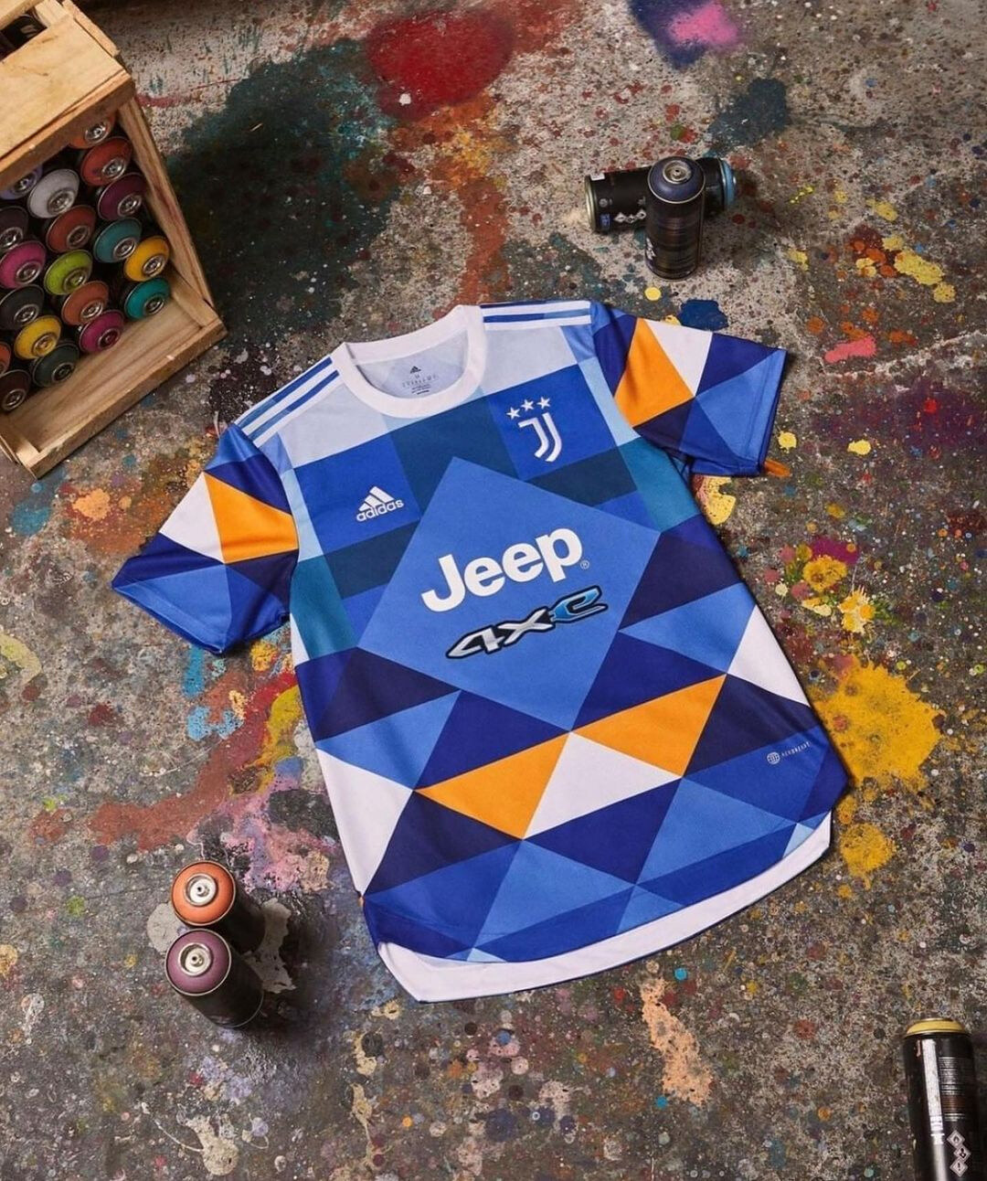 Juventus Quarto Kit 2021-22