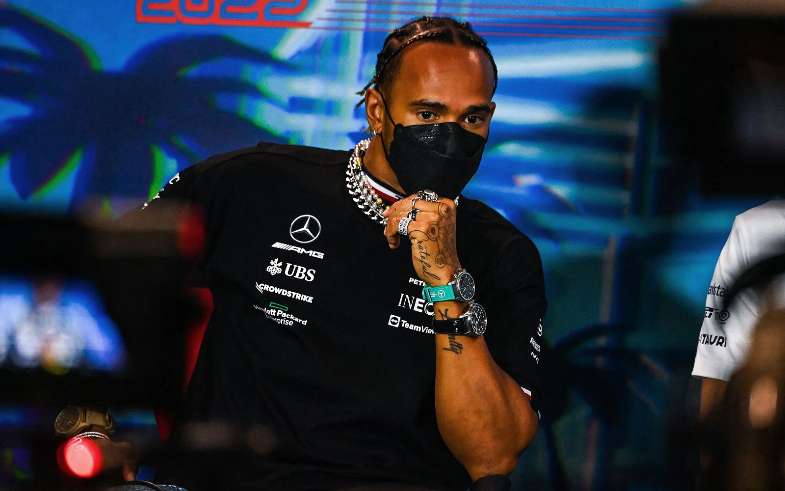 Lewis Hamilton gioielli conferenza gp miami