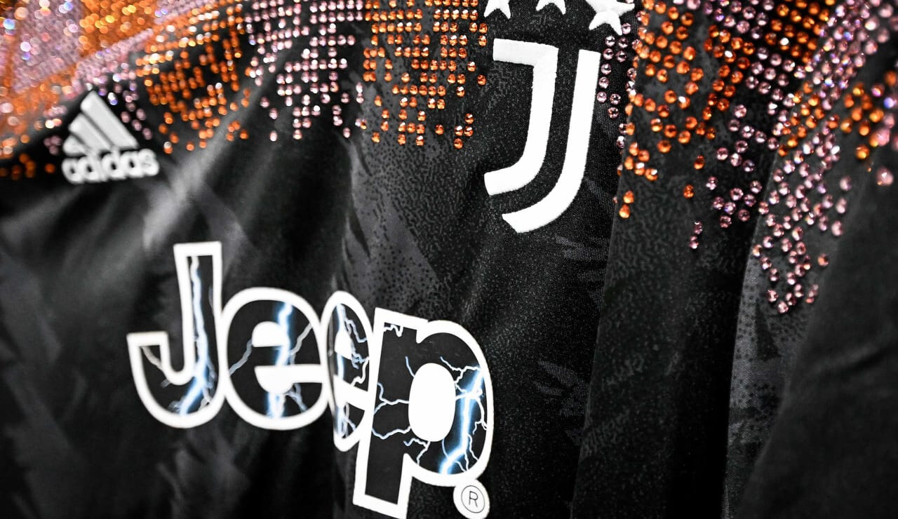 Juventus Liberal Youth Ministry Away Kit 2022-23