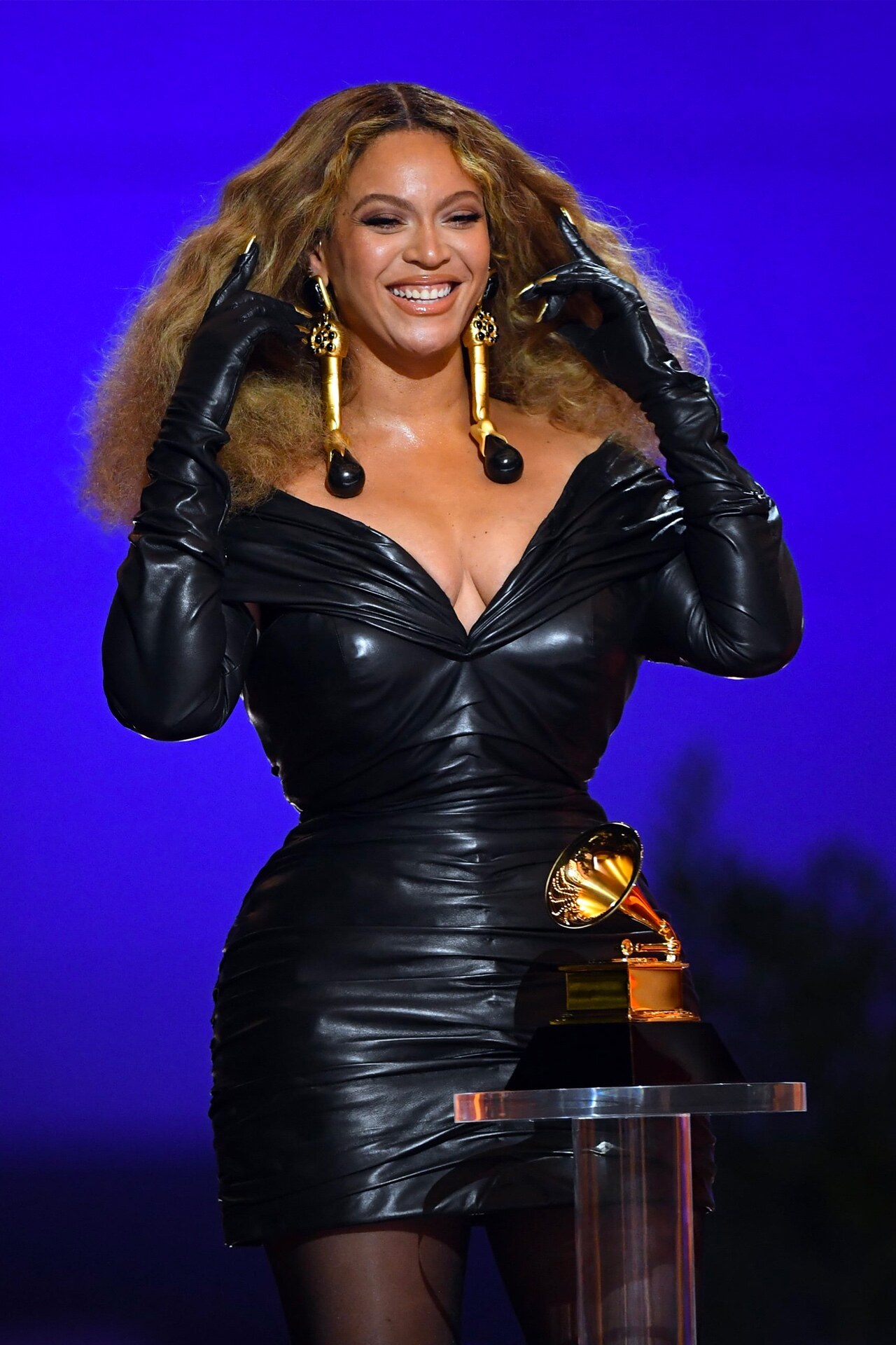 Beyoncé Grammy 2021 Schiaparelli