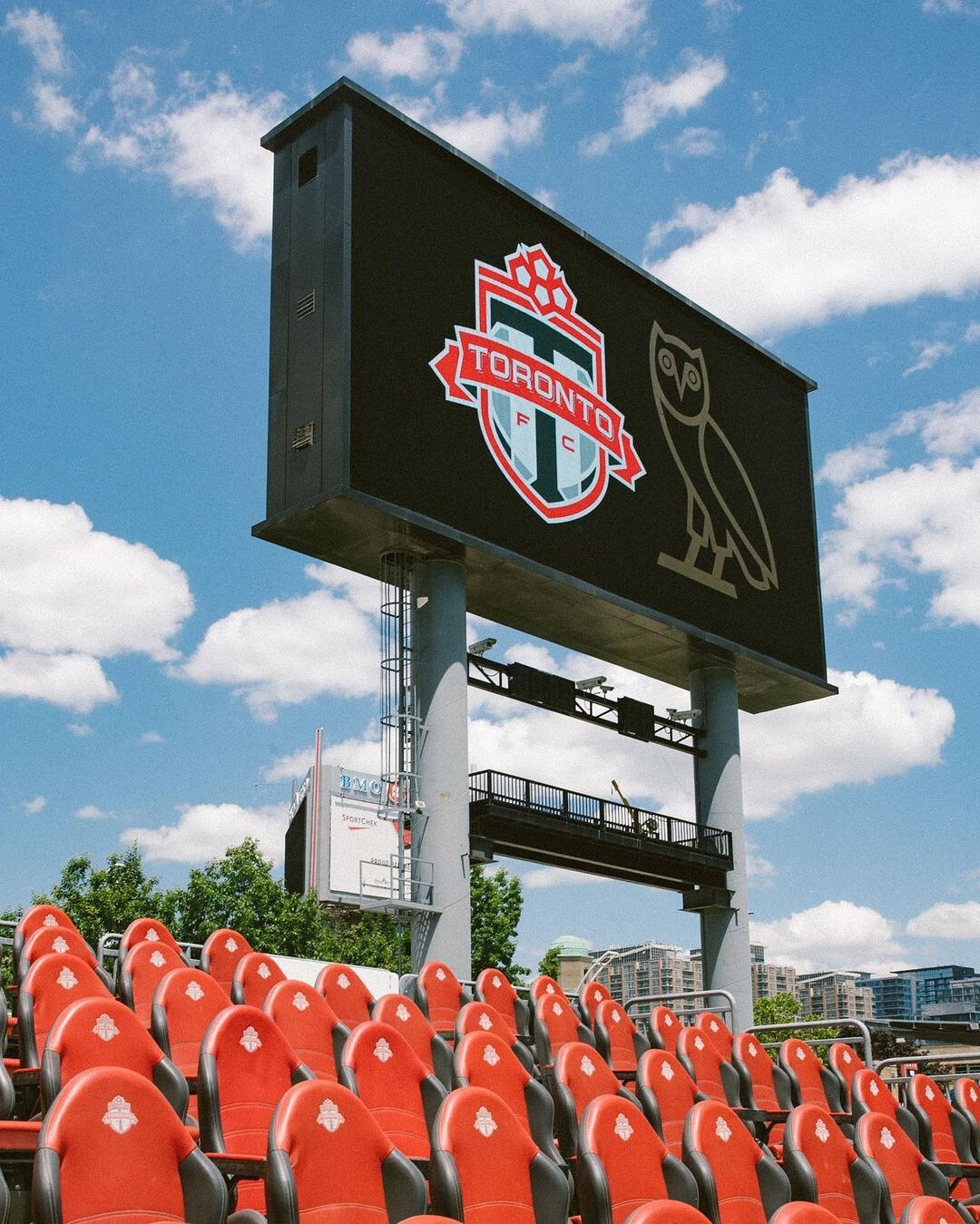 OVO Toronto FC Insigne