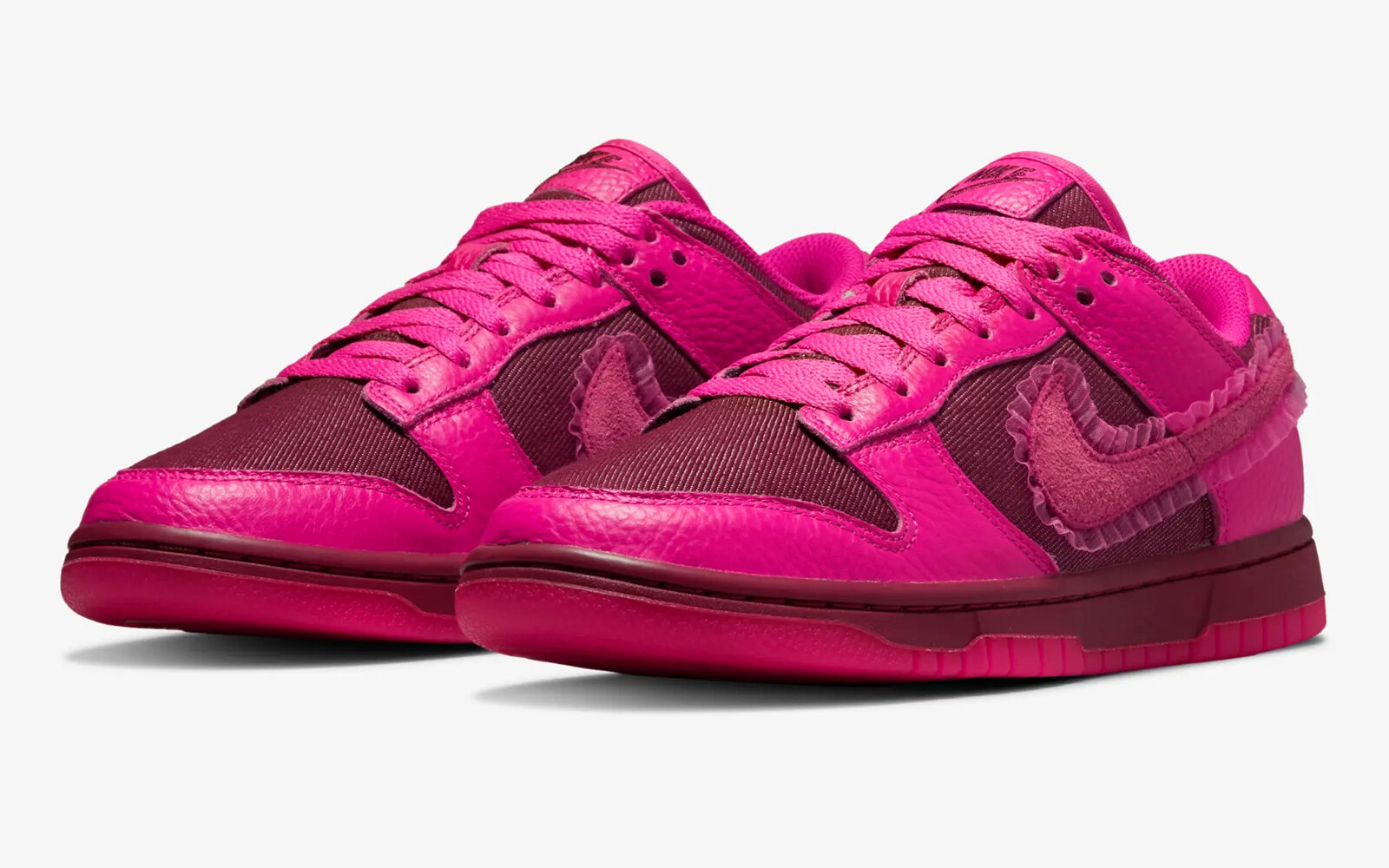 Nike Dunk Low Prime Pink